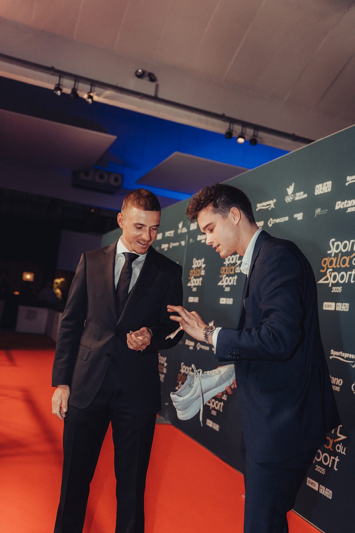 Close up magic at a sports gala